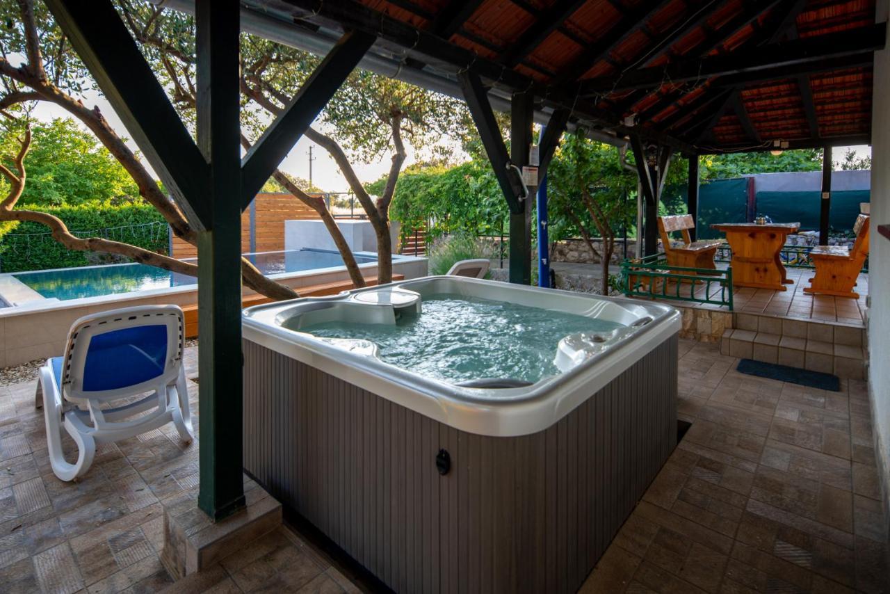 Holiday House Cvita Biograd Na Moru Eksteriør billede