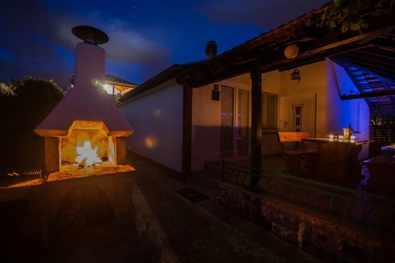 Holiday House Cvita Biograd Na Moru Eksteriør billede